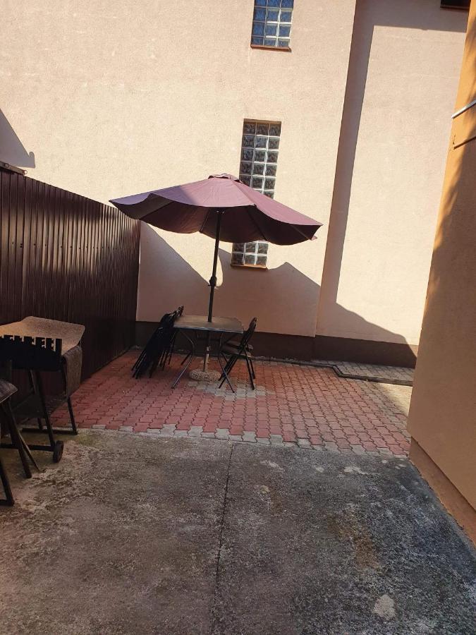 Birta Apartman Hajdúszoboszló Exterior foto